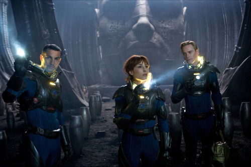 Prometheus (2012) online